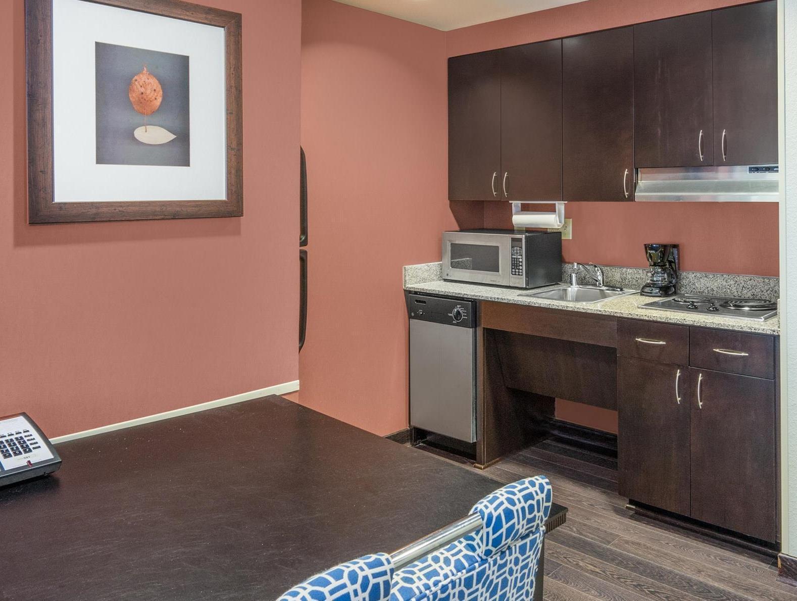 Homewood By Hilton Louisville-east