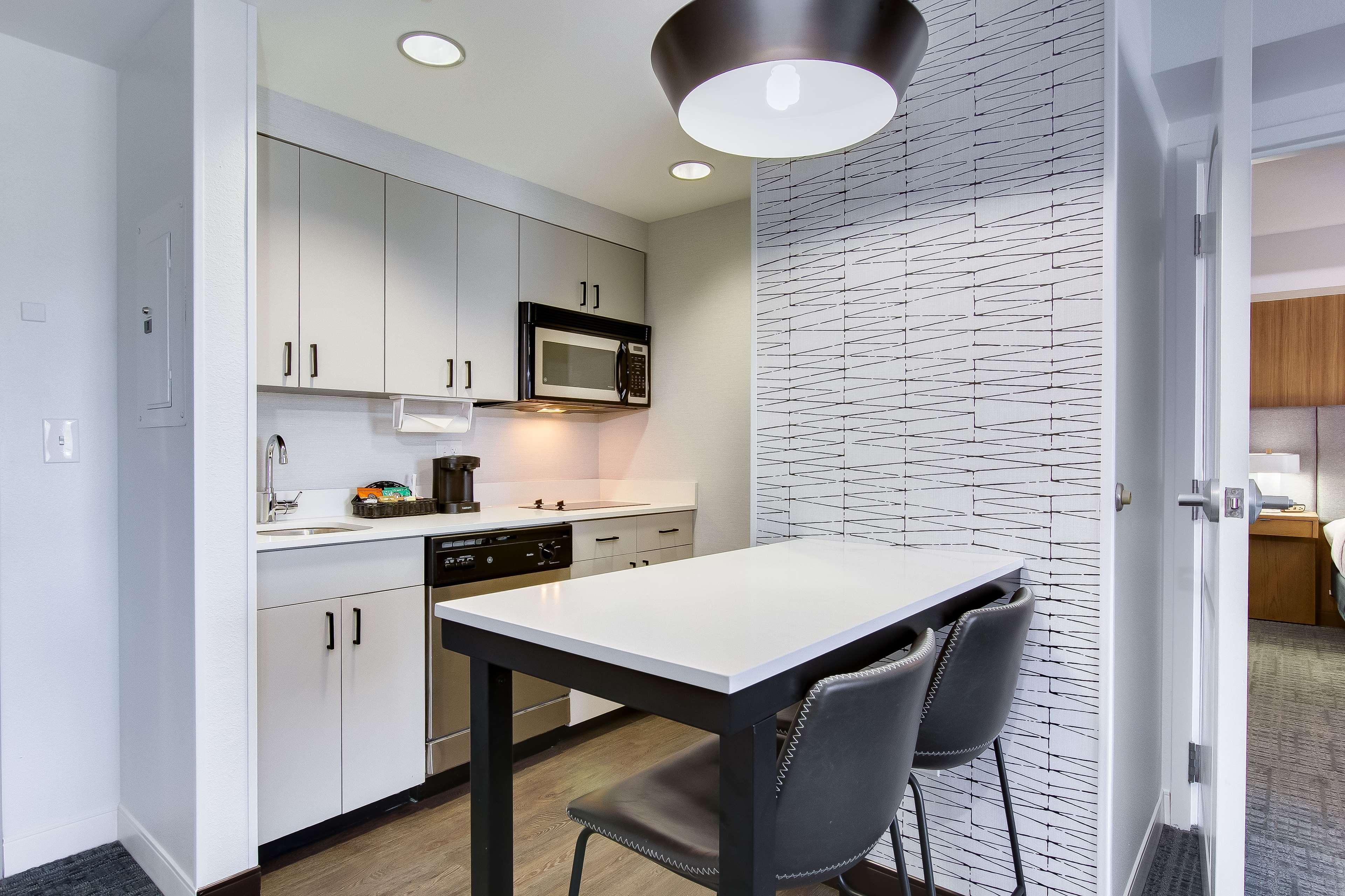 Homewood By Hilton Louisville-east Hotel 3*